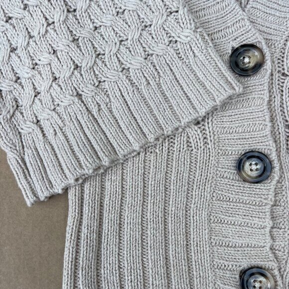 Old Navy Womens Cardigan Size S Chunky Cable Knit Layering Cozy Comfy Minimalist - Picture 3 of 7